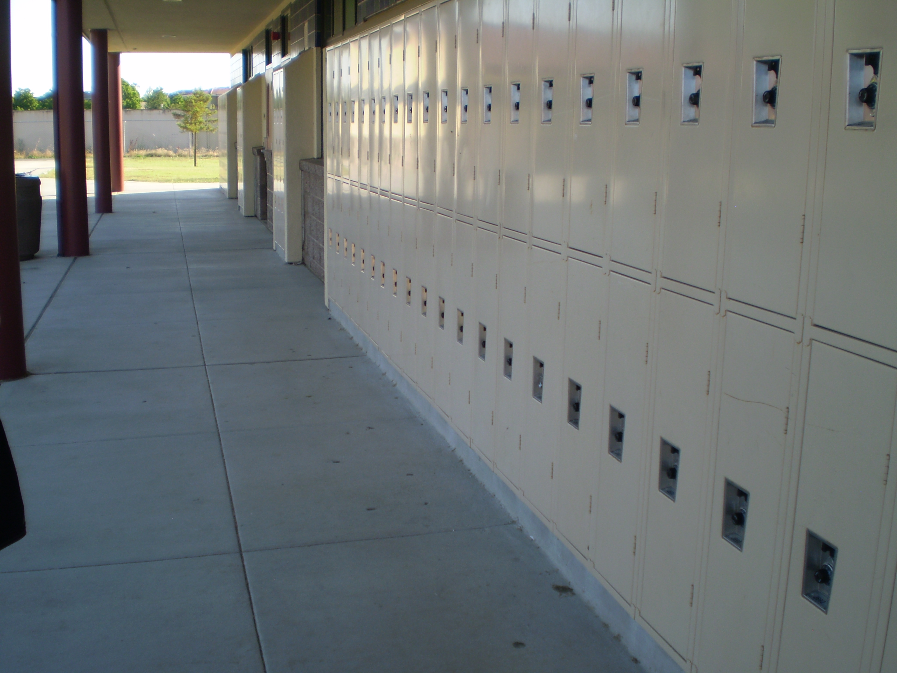 Information about "lockerslockers.JPG" on frances harper junior high